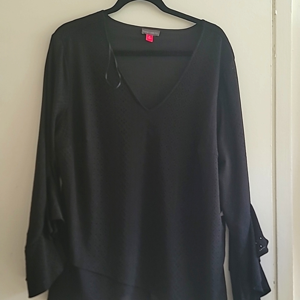 Vince Camuto black blouse